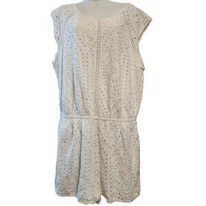 Like New American Eagle Outfitters White Romper – Size XL